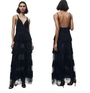 ZARA Ruffled Tulle Tiered Dress. Size Small. Blogger Fave!